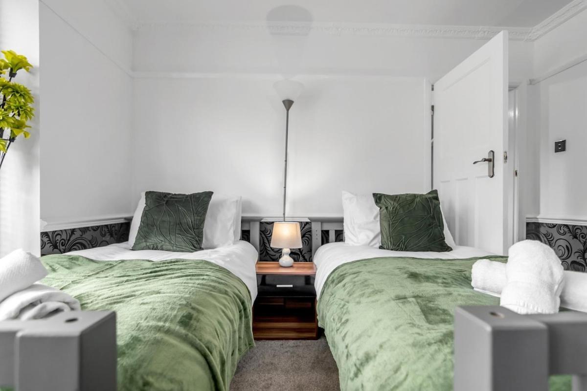 4Br Long Stays Free Parking High Speed Wi-Fi Horsford Εξωτερικό φωτογραφία